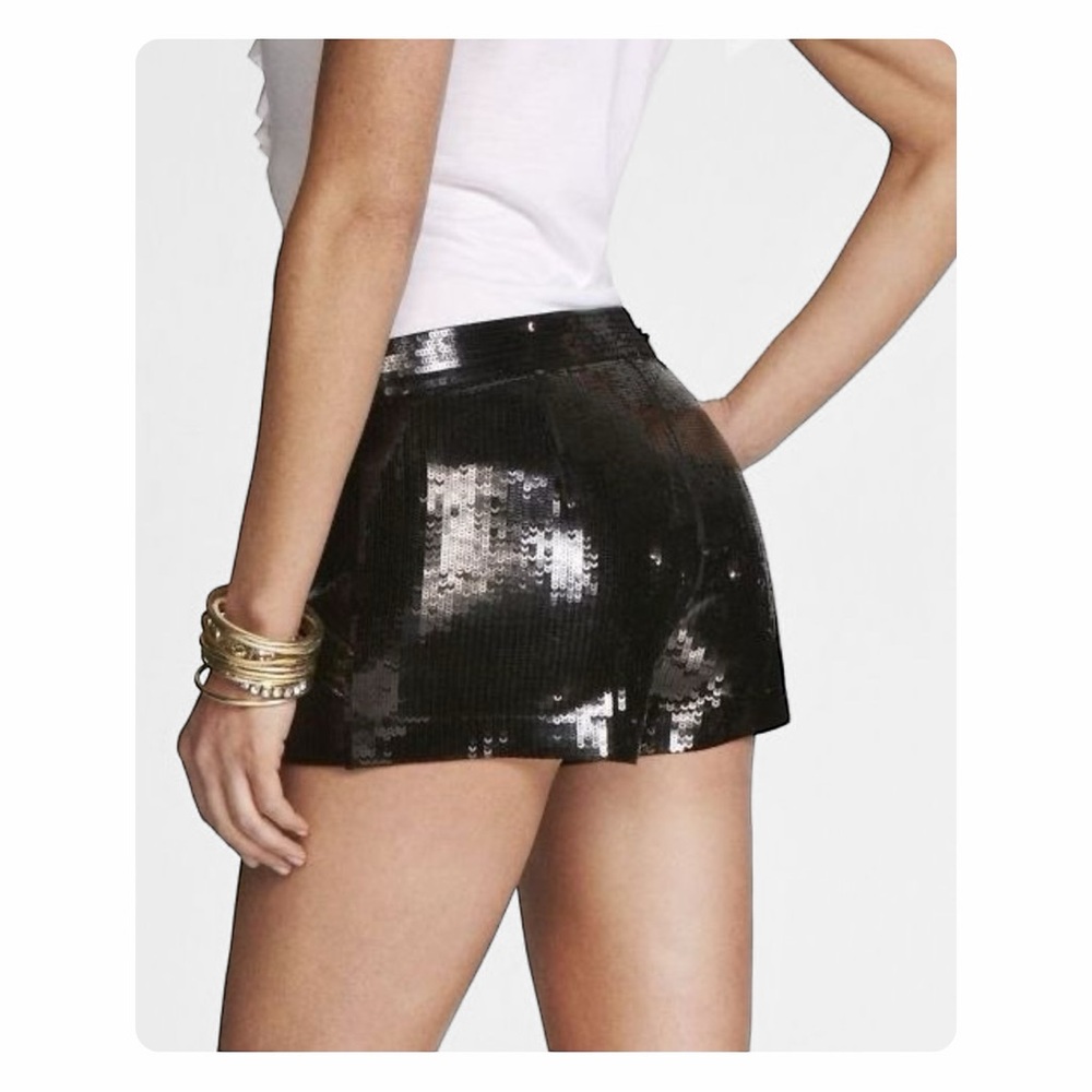 ★ NWOT Express Sequins Shorts - Black ★